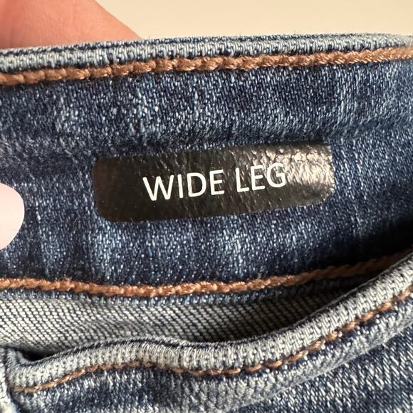 Judy Blue Button Fly Wide Leg Crop Jeans JB82509 Size 9 29 EUC Distressed Boho - Picture 13 of 16